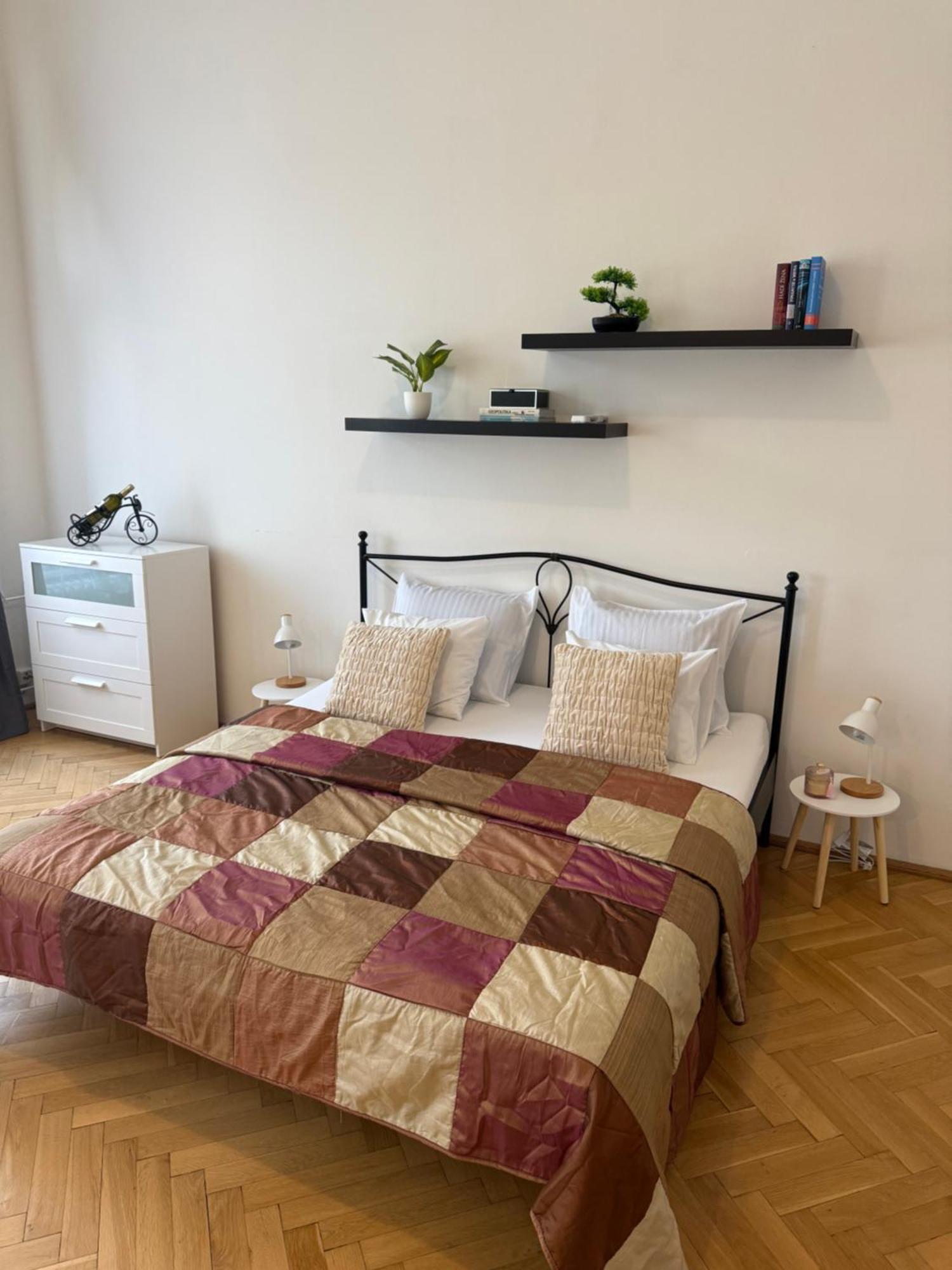Apartment Hviezdko Братислава Екстериор снимка