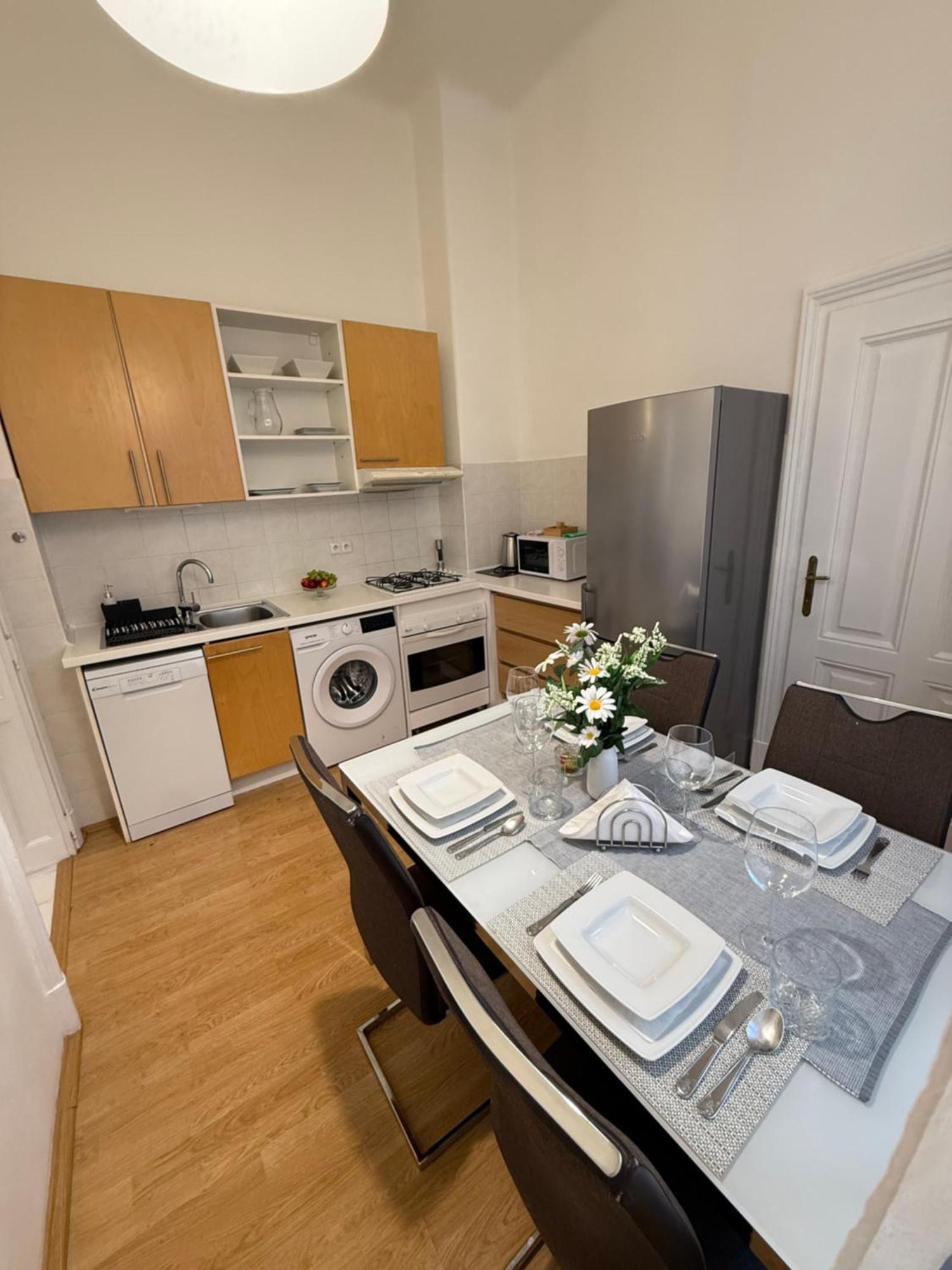 Apartment Hviezdko Братислава Екстериор снимка